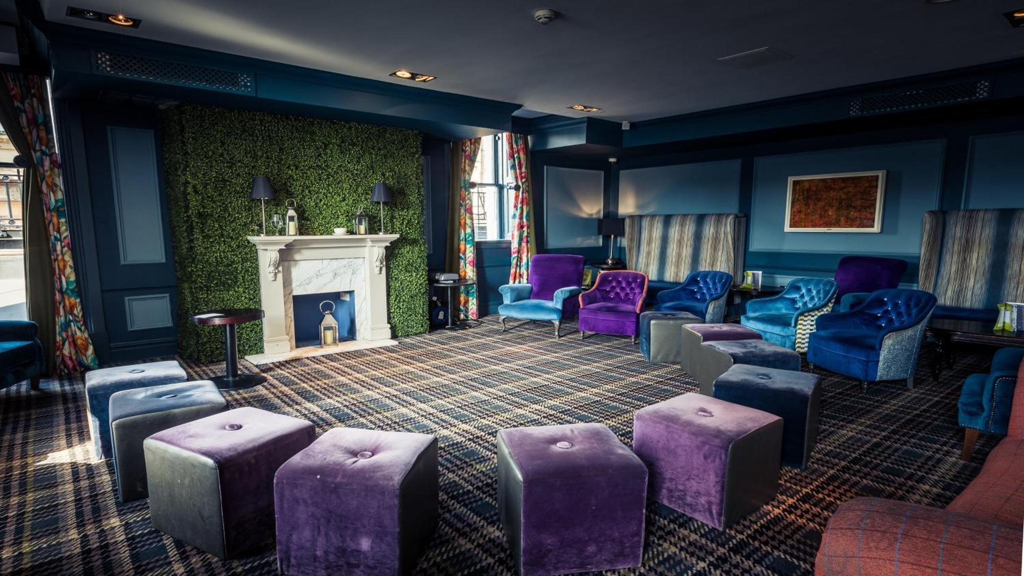 Hotel Indigo - Edinburgh - Princes Street By Ihg Екстериор снимка