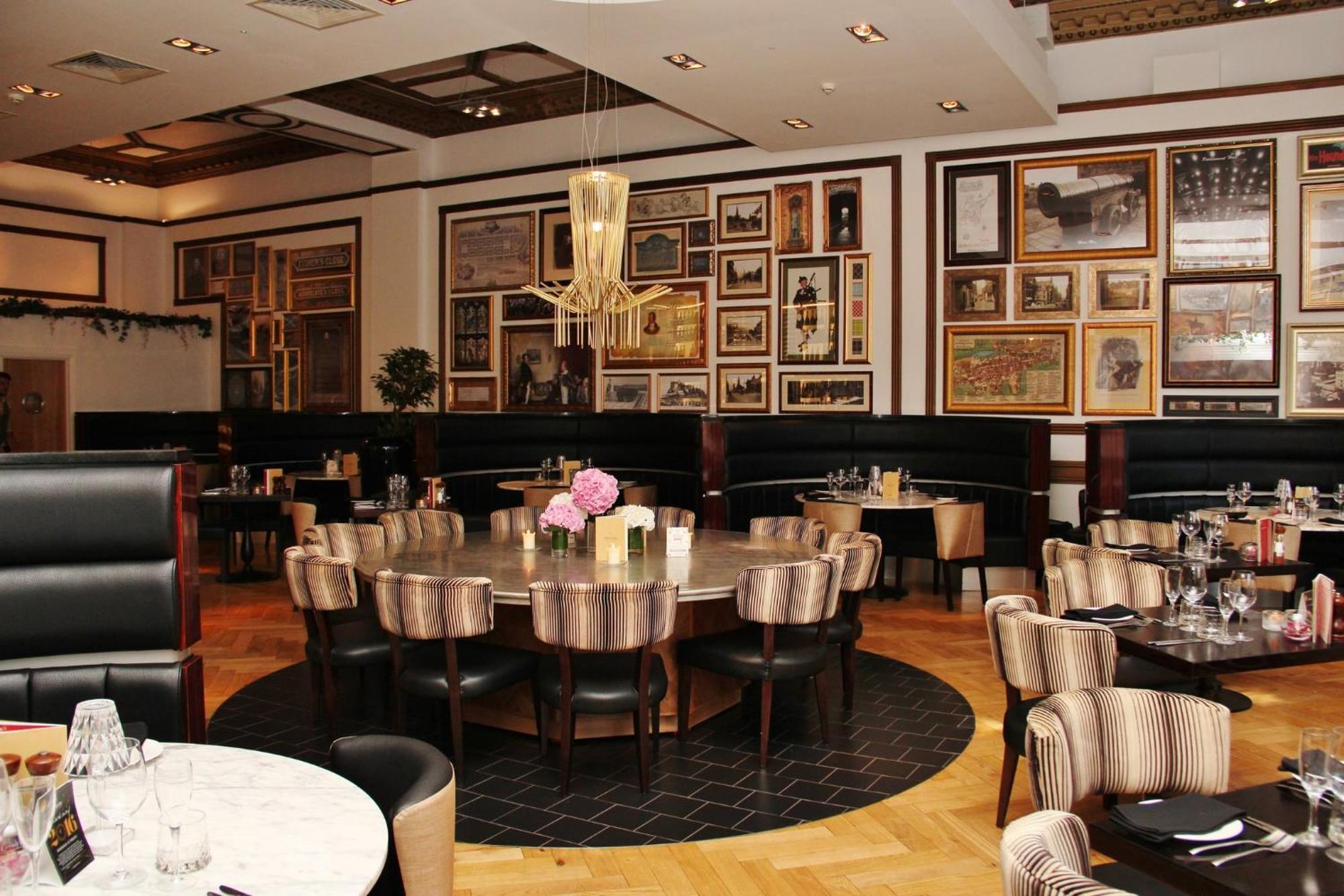 Hotel Indigo - Edinburgh - Princes Street By Ihg Екстериор снимка