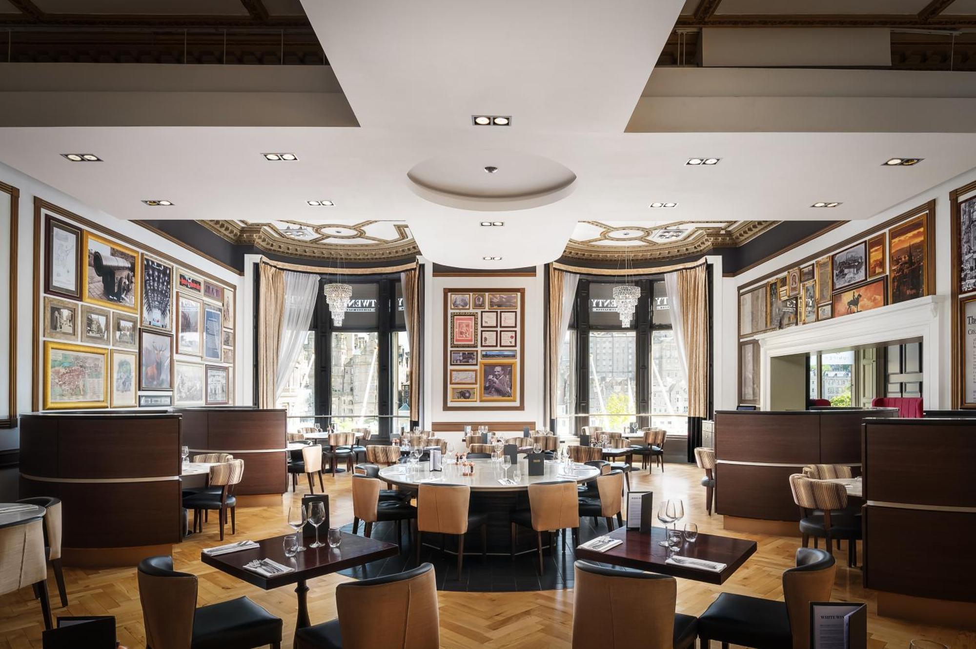 Hotel Indigo - Edinburgh - Princes Street By Ihg Екстериор снимка