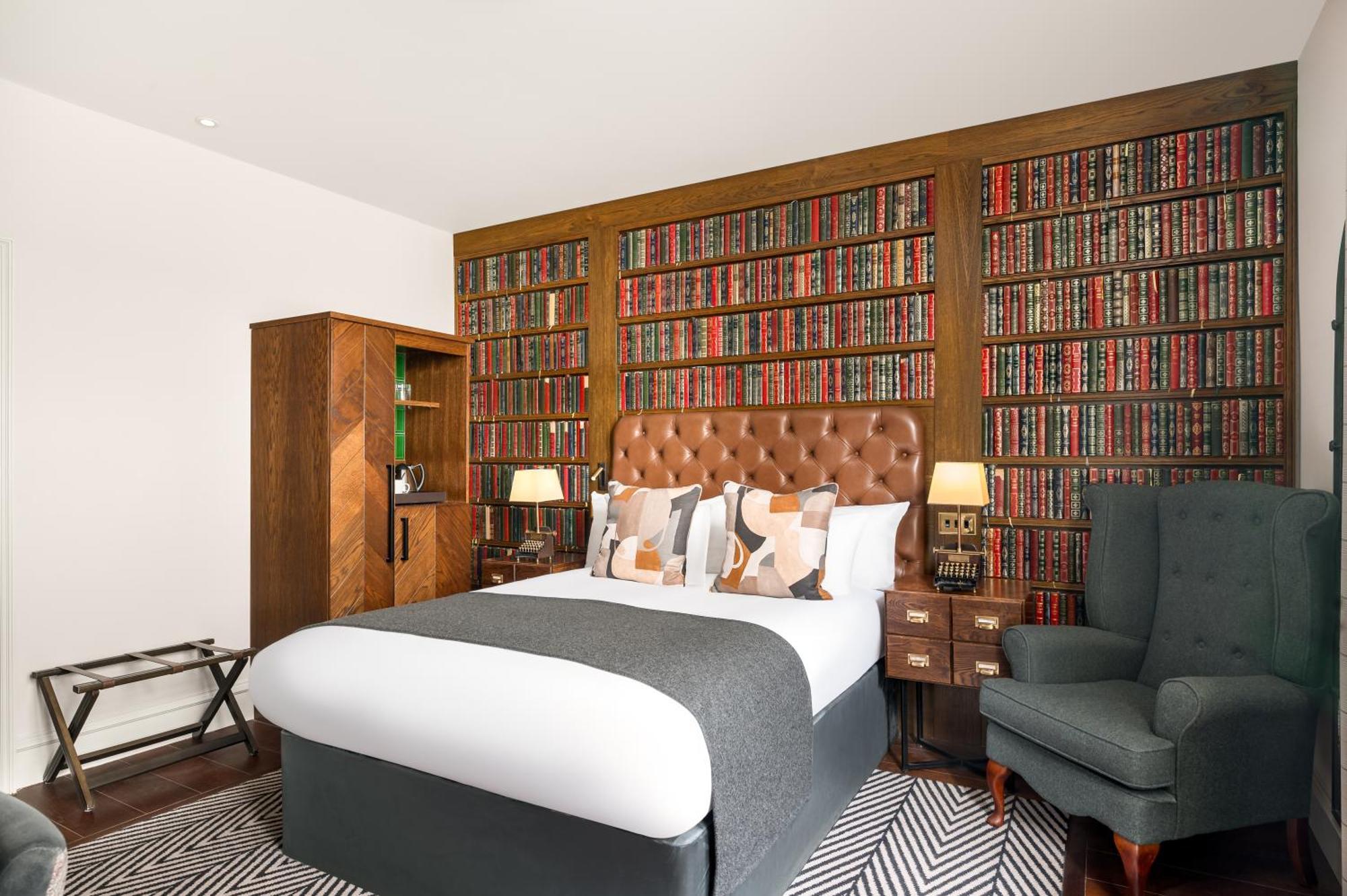 Hotel Indigo - Edinburgh - Princes Street By Ihg Екстериор снимка